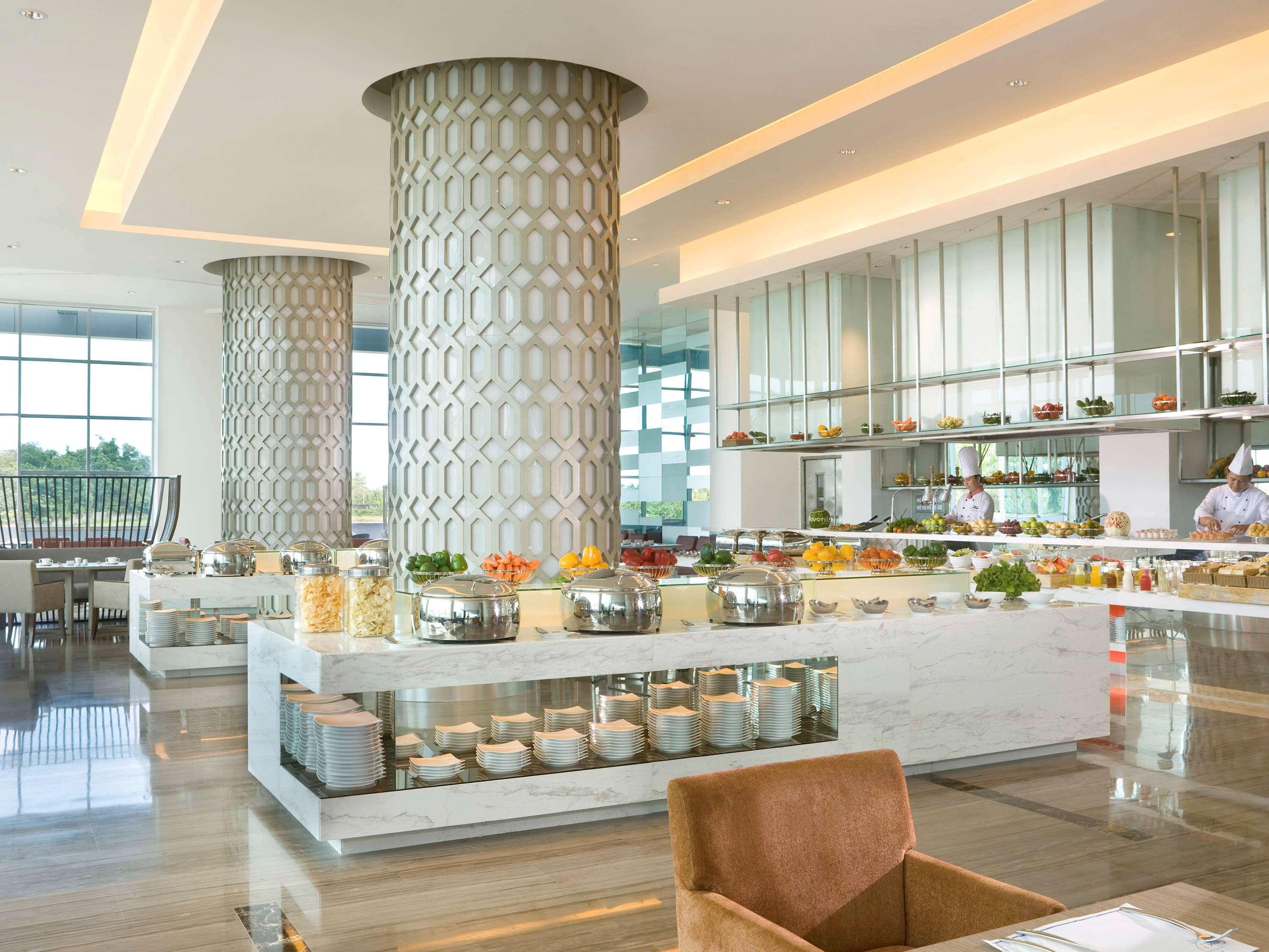 Novotel Bangka Hotel & Convention Center Пангкал-Пінанг Екстер'єр фото